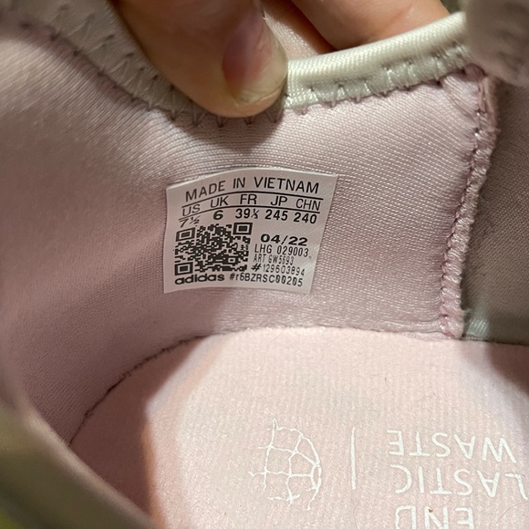 Adidas NMD - Picture 3 of 5